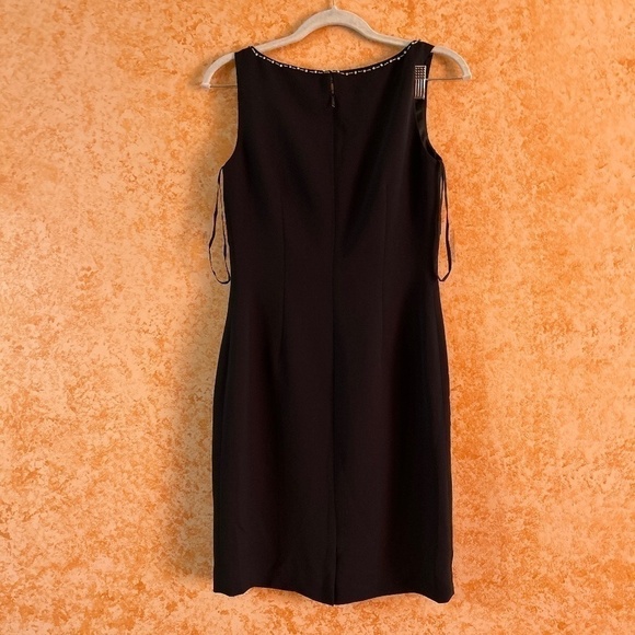 PETITE SOPHISTICATE Sleeveless Rhinestoned Black Dress size 2 - Picture 2 of 10